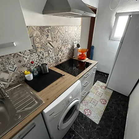 Modern & Comfortable In Tenerife South Apartmán *